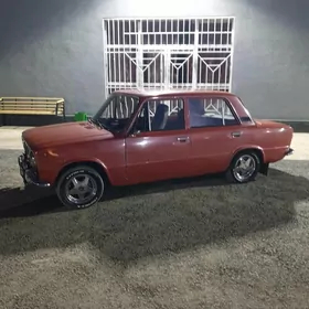 Lada 2104 1980
