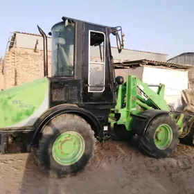 JCB Polemaster Plus 2008