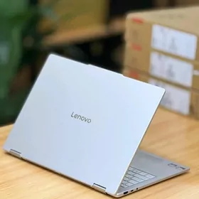 16|512GB Lenova Yoga 7 OLED