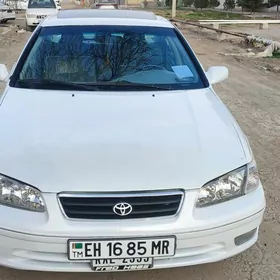 Toyota Camry 1997