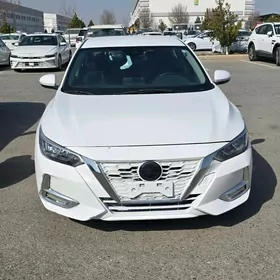 Nissan Sentra 2023