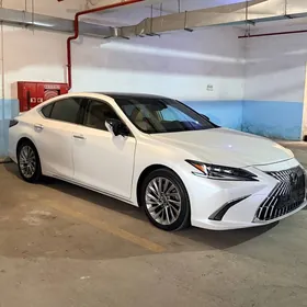 Lexus ES 350 2023