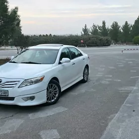Toyota Camry 2011