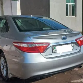 Toyota Camry 2017