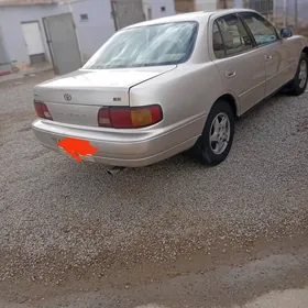 Toyota Camry 1996