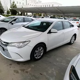 Toyota Camry 2016