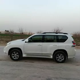 Toyota Land Cruiser Prado 2010