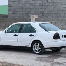 Mercedes-Benz C-Class 1997
