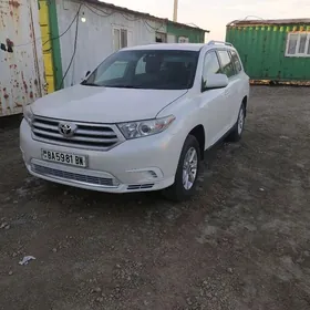 Toyota Highlander 2011