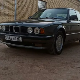 BMW 520 1990