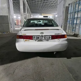 Toyota Camry 1999