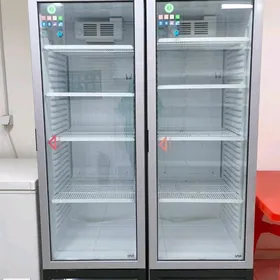 Витринный холодильник