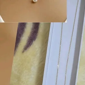 золотой кулон