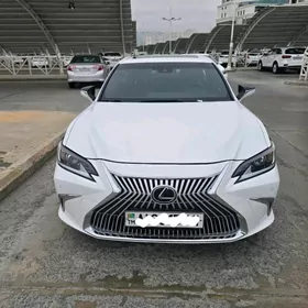 Lexus ES 350 2021
