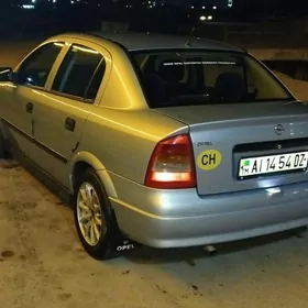 Opel Astra 2001