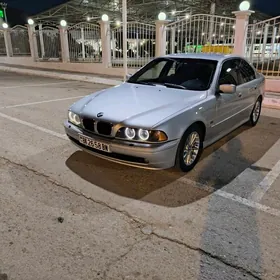 BMW E39 2003
