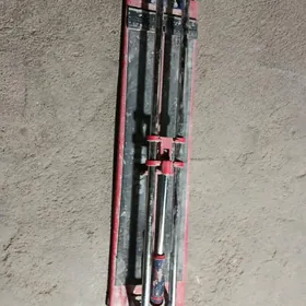 кафель резка