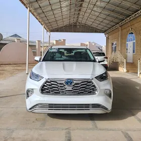 Toyota Highlander 2022