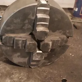 Patron tokarny stanok