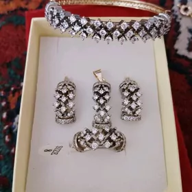 komplekt bzuteriya taze