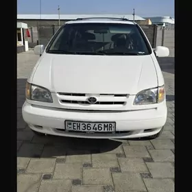 Toyota Sienna 2000