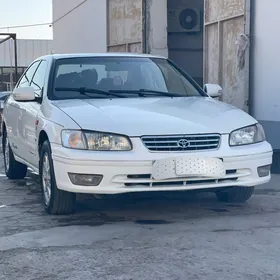 Toyota Camry 2001