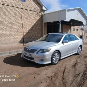Toyota Camry 2011