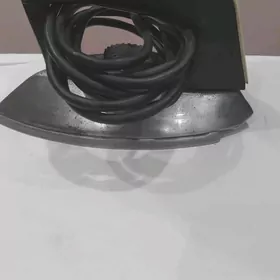 ПРОДАЁТСЯ  УТЮГ