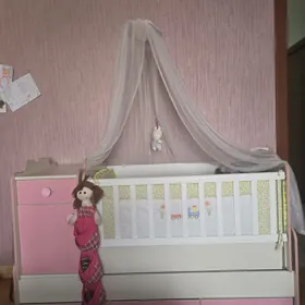 детская кроватка