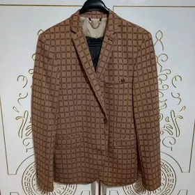 Pijak Penjek Kastyum