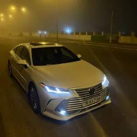 Toyota Avalon 2020