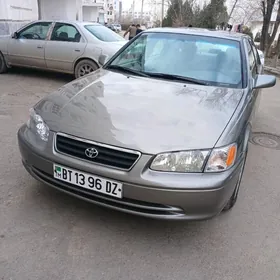 Toyota Camry 1999