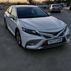 Toyota Camry 2023