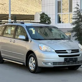 Toyota Sienna 2005