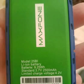 prastoy telefon maxfone m.400