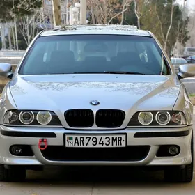 BMW E39 2002