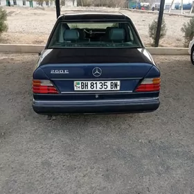 Mercedes-Benz 230E 1992