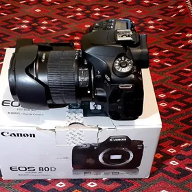 Canon 80 D