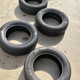 Sienna teker. 235/60/17