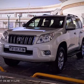 Toyota Land Cruiser Prado 2013