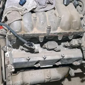 матор Инфинити 3.5