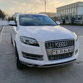 Audi Q7 2010