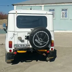 UAZ 469 2004