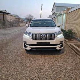 Toyota Land Cruiser Prado 2023