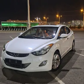 Hyundai Elantra 2013