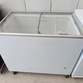 Uğur witrina morozilnik