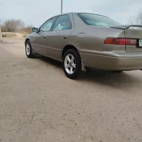 Toyota Camry 1998