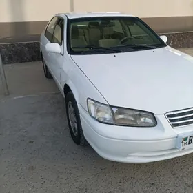 Toyota Camry 2000