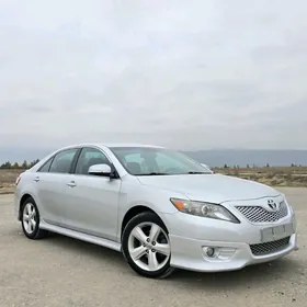 Toyota Camry 2010