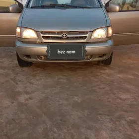 Toyota Sienna 2000